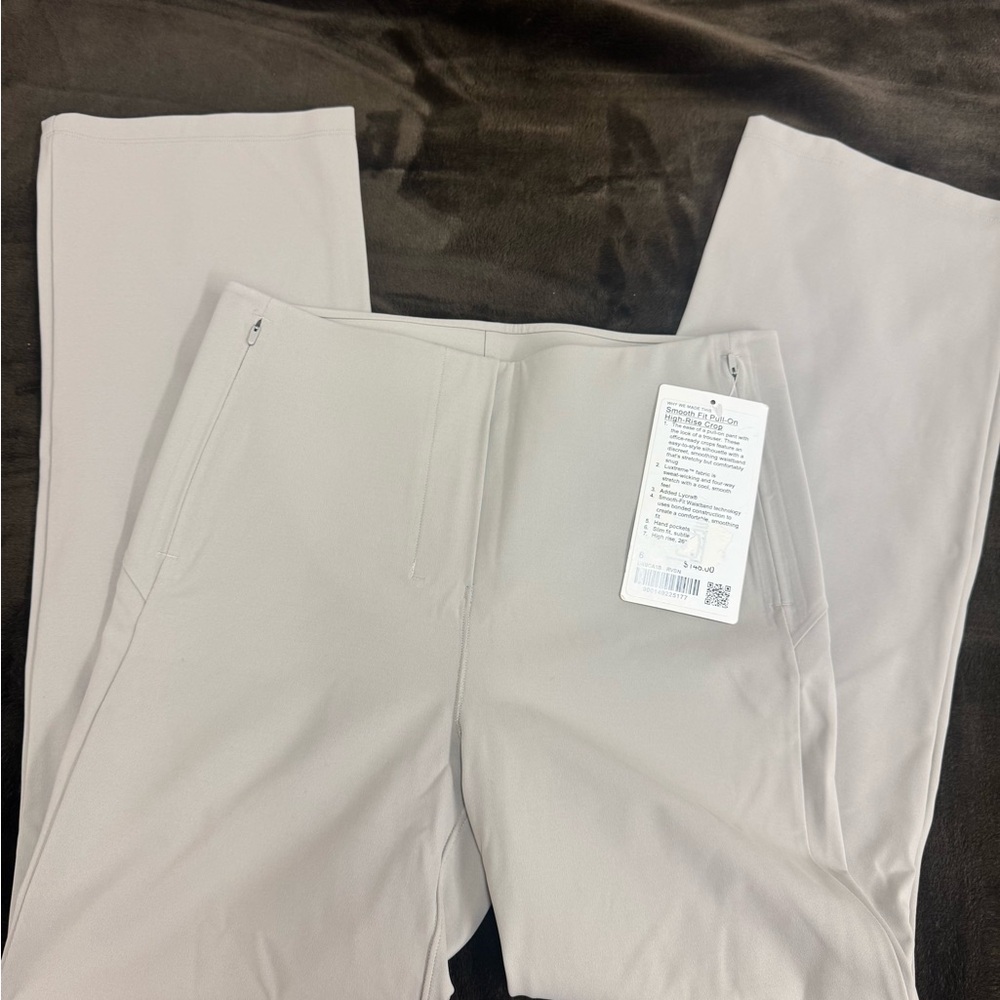 NWT-lululemon Smooth Fit Pull-On High Rise Crop Pant